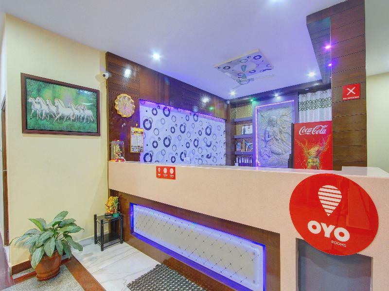 Oyo 7627 Royal Plaza Hotel Hyderabad Ngoại thất bức ảnh